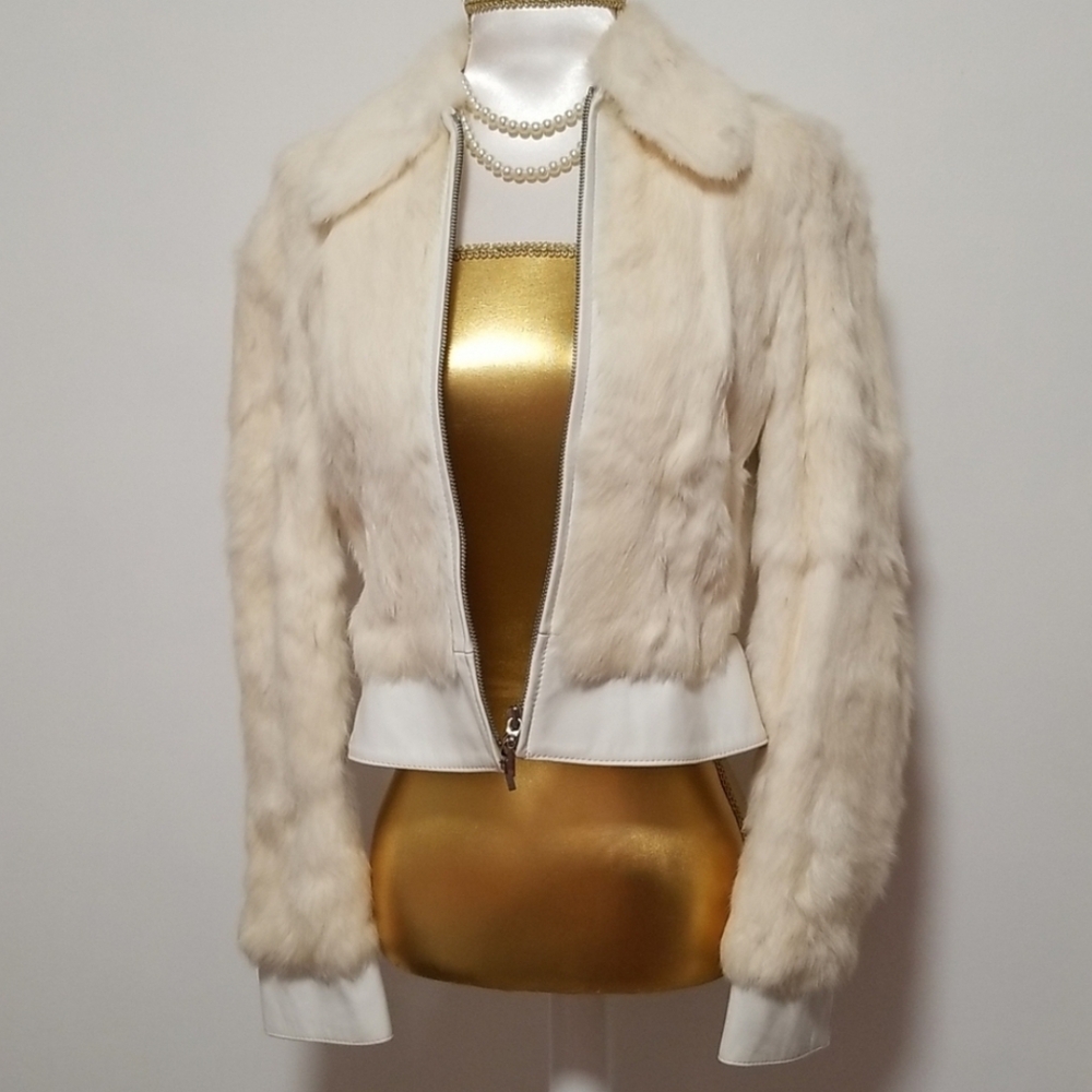 ARMANI EXCHANGE 100% Genuine Leather 100% Rabbit Hair Jacket in Cream/White